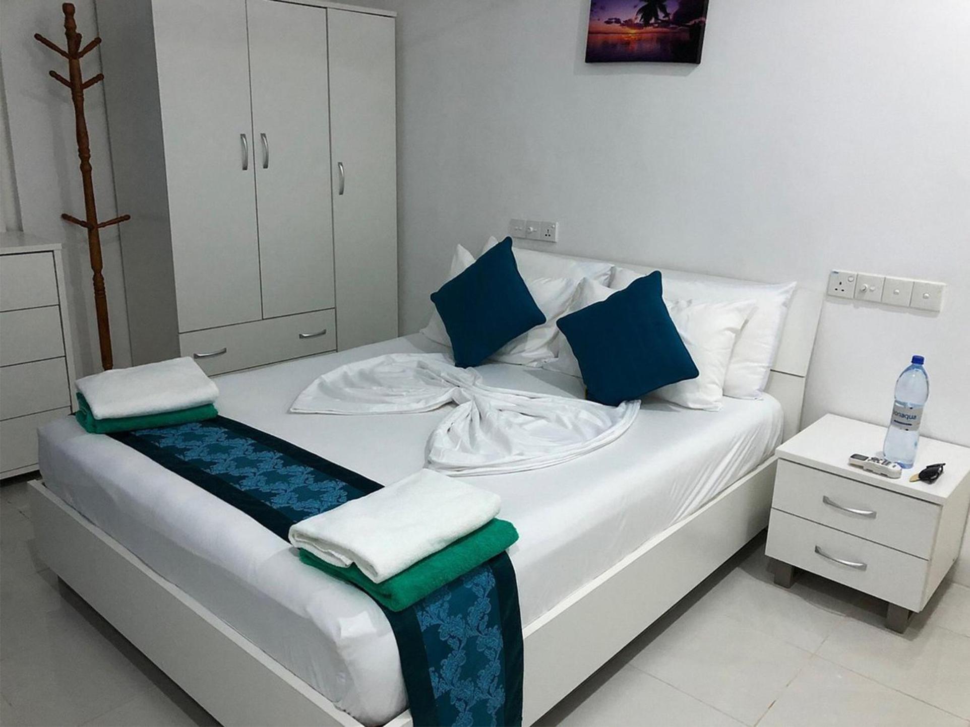 Palm Gate Maldives Hotel Thulusdhoo Kültér fotó